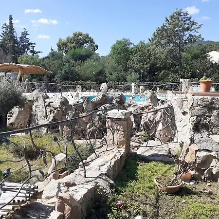 Luxury In Porto Rotondo 쿠그나나