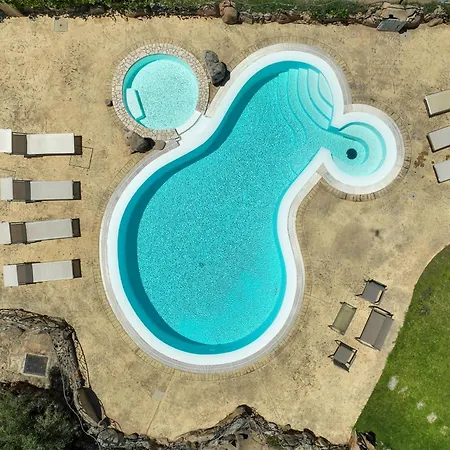 Luxury In Porto Rotondo 아파트 *